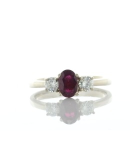 18ct Yellow Gold Three Stone Oval Cut Diamond And Ruby Ring (R0.51) 0.26