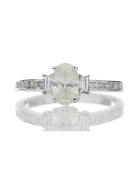 18ct Single Stone Claw Set With Stone Set Shoulders Diamond Ring (0.81) 1.05 Carats