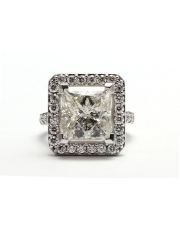 18ct White Gold Single Stone Princess Cut Diamond Halo Setting Ring 8.50 Carats