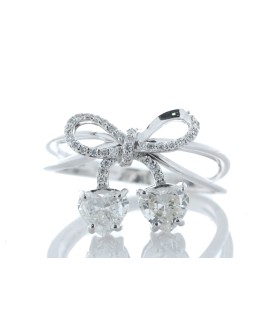 18ct White Gold Bow Shape Heart Diamond Ring 1.32 Carats