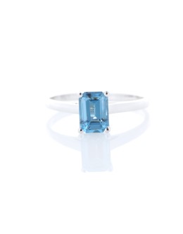 9ct White Gold Single Stone Emerald Cut Blue Topaz Ring 1.15